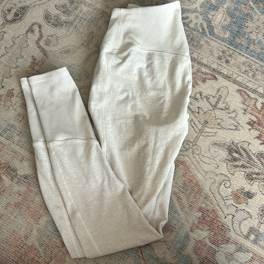 Alo yoga alosoft leggings